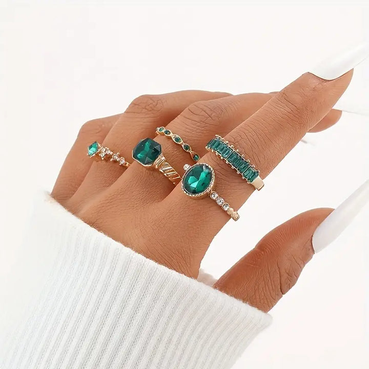 Zarina Exquisite Emerald Ring Set | Gold