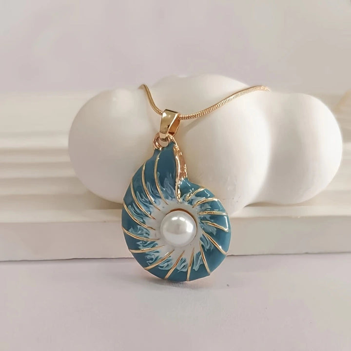 Blue Pearl Shell Necklace