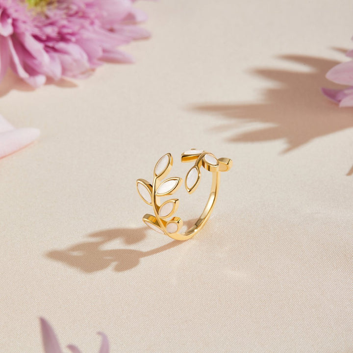 Golden Leaf Ring